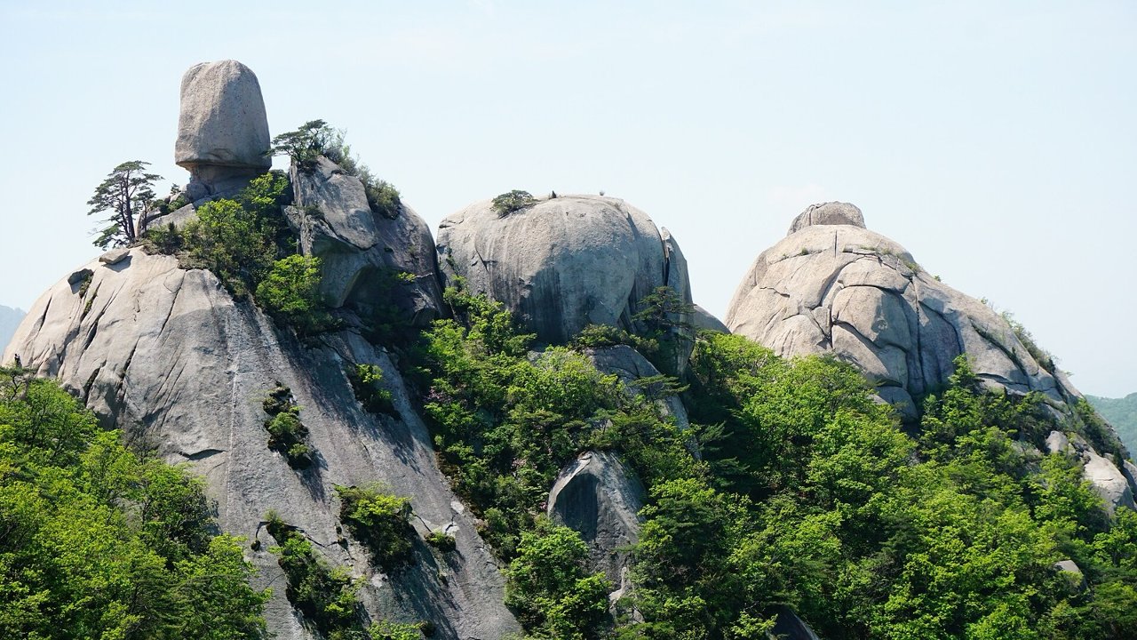 다섯 개의 산, 하나의 밤 — 불수사도북 종주